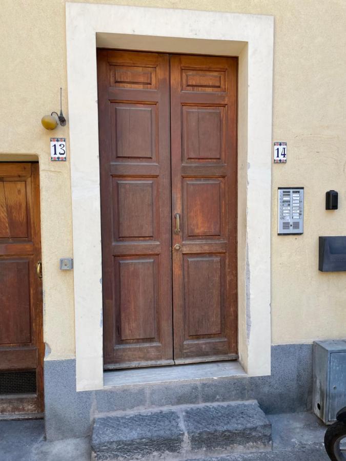 Апартаменты La Mansarda Dei Mori Катания Экстерьер фото